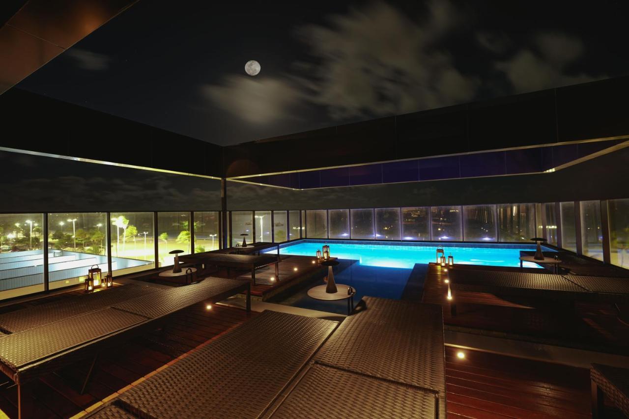 Ba'Ra Hotel João Pessoa Exteriör bild A modern onsen in Tokyo