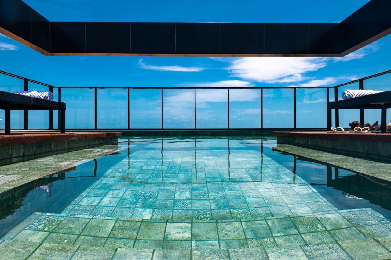 Ba'Ra Hotel João Pessoa Exteriör bild The rooftop pool at the hotel