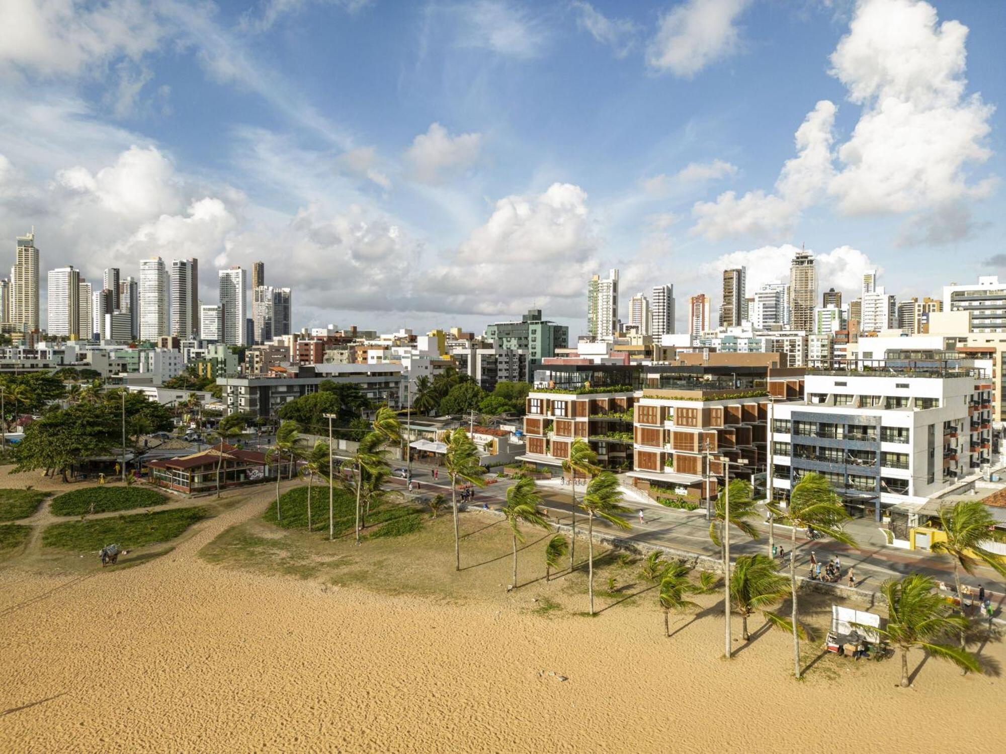 Ba'Ra Hotel João Pessoa Exteriör bild Aerial view of the new city of Fortaleza